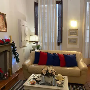 la-casa-di-betta.it-tuscanyhotel.com/