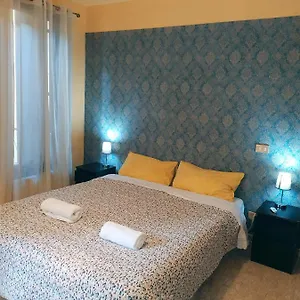 Two Steps From Rialto Bridge Guest house Venice