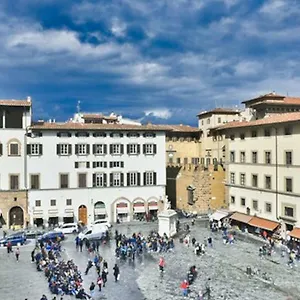 duomo-appartamento-a-100m-di-piazza-duomo.it-tuscanyhotel.com/